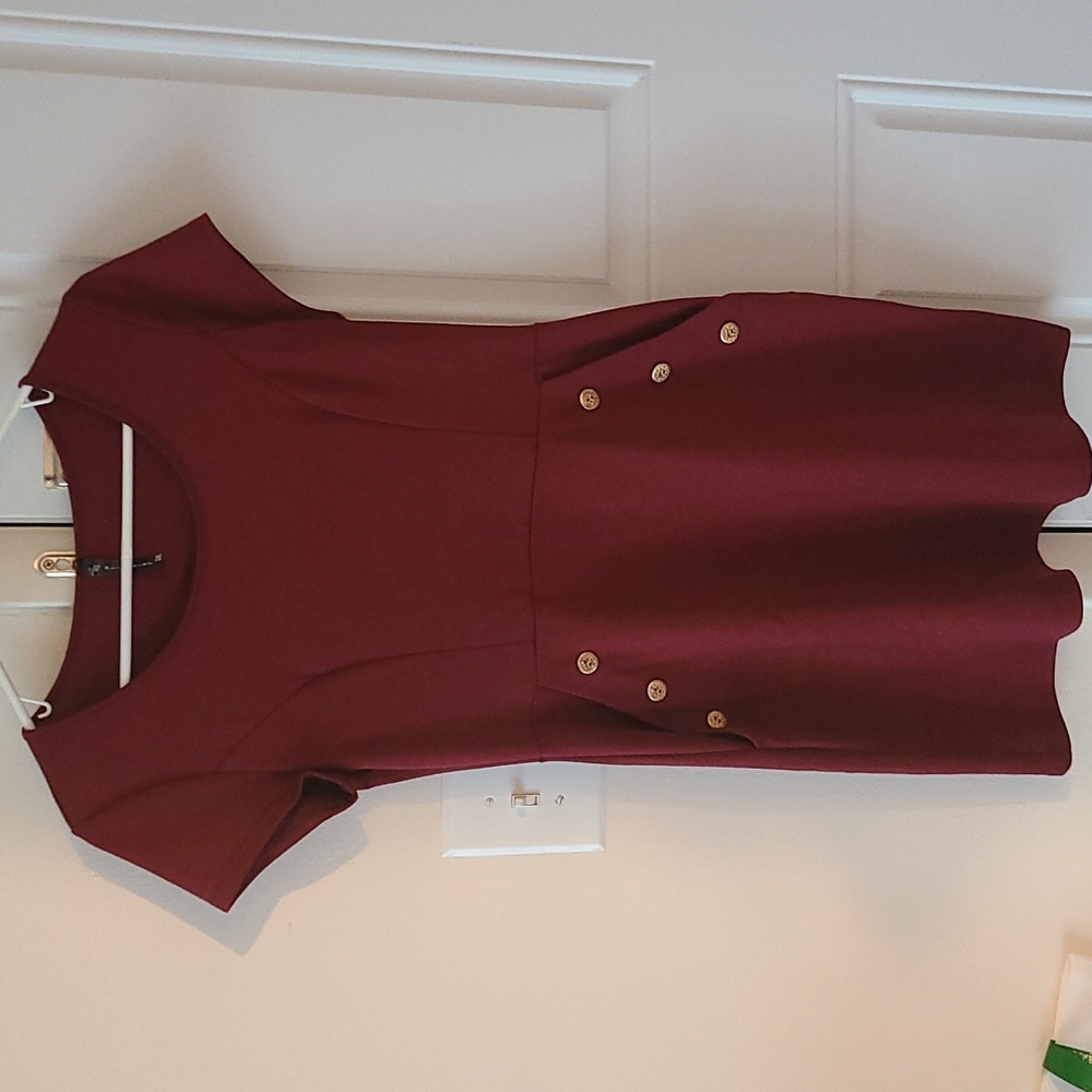 Red Cap Sleeve Fitted Dress (L)